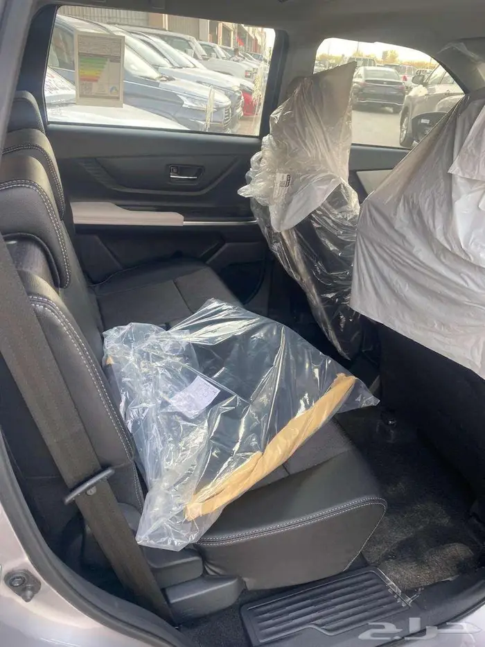 تويوتا فيلوز GLX موديل 2025 أصفار عبداللطيف جميل رصاصي 7