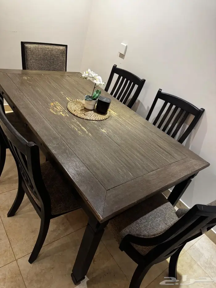 طاوله طعام 1