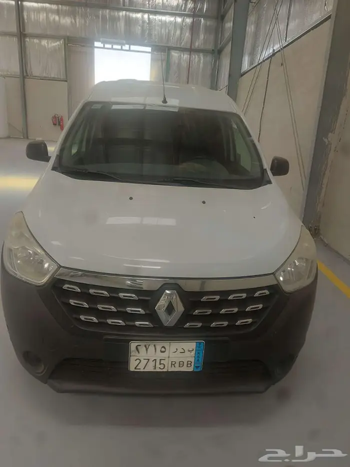 سياره رينو دوكر 4