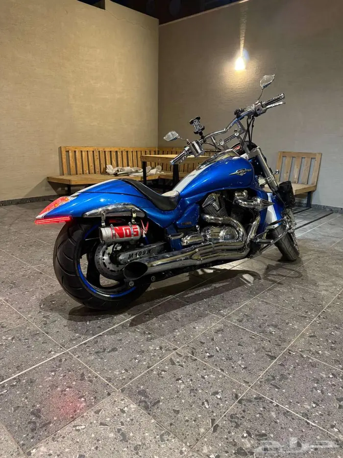 سوزوكي بوليفارد M109R موديل 2012 1