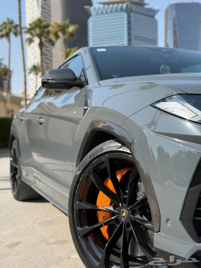 للبيع لامبورجيني اوروس 2