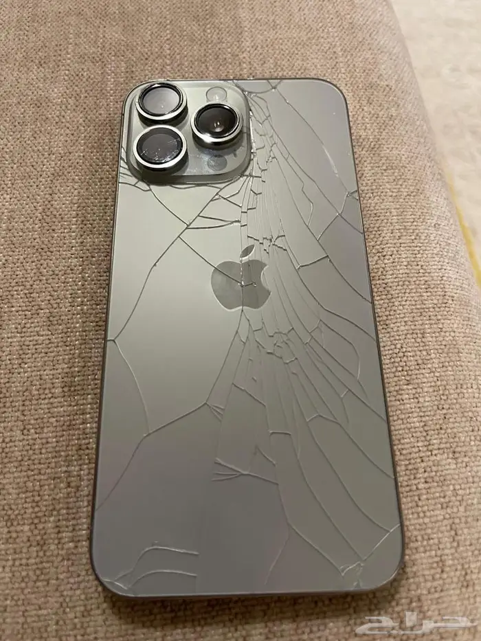 ايفون 15 بروماكس 4