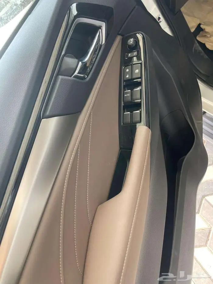 ايسوزو ام يو اكس نص فل 2024 3