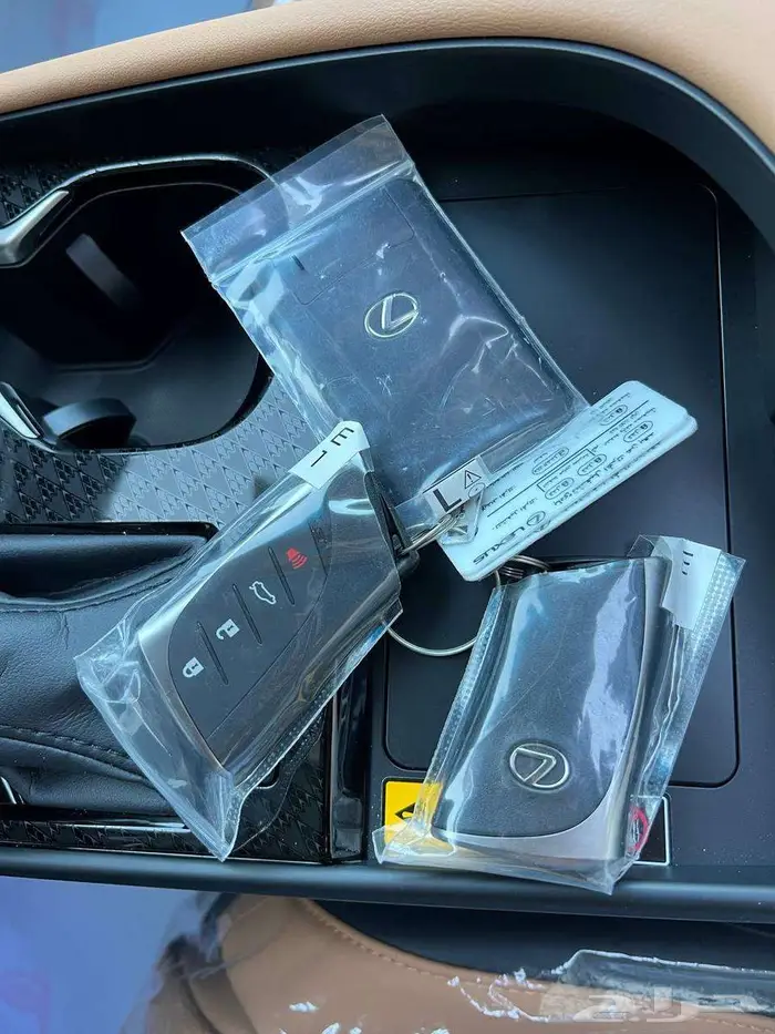 لكزس ES350 CC بنزين 2025 متاح اقساط و كاش 10