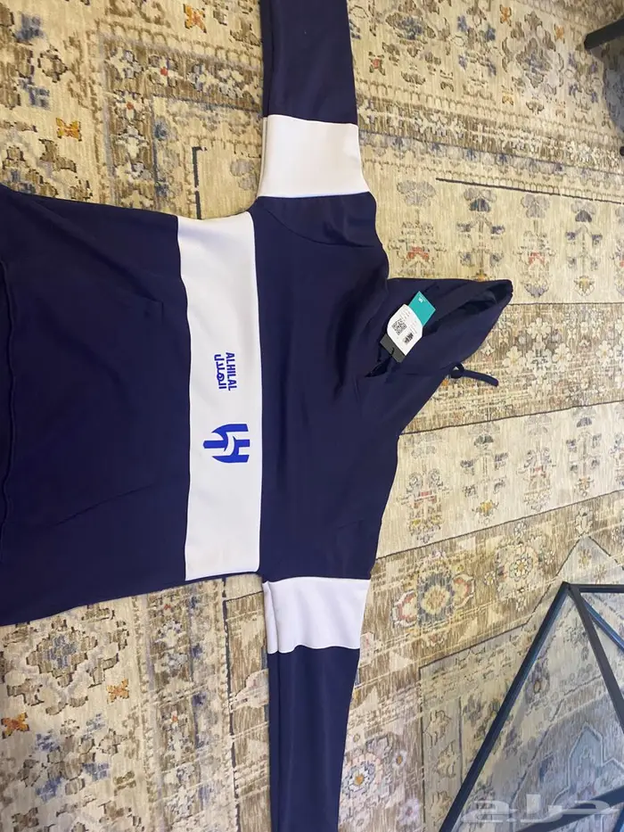 بلوفر نادي الهلال اصلي مانفك بقراطيسيه لم يستخدم 6