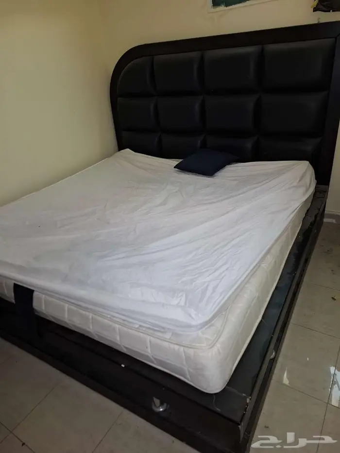 اثاث للبيع 1