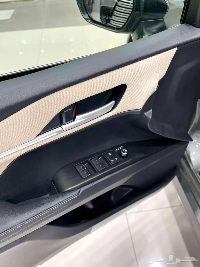 تويوتا كامري ( LE ) هايبرد موديل 2025 أقل الأسعار 21