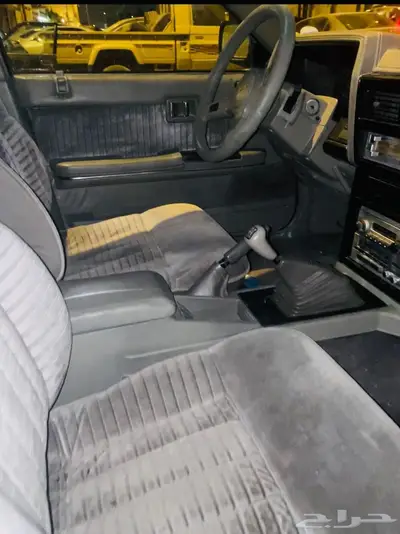 للبيع نيسان لوريل index