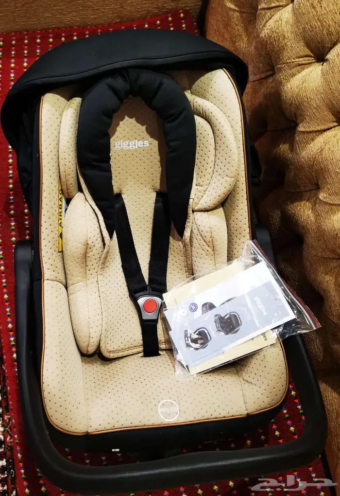 أغراض أطفال للبيع كرسي سيارة 4