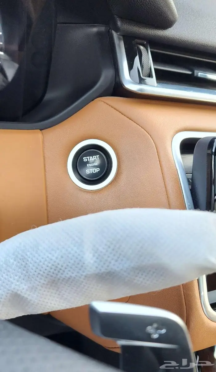 للبيع لاند روفر فيلار مديل 2021 فل كامل 24