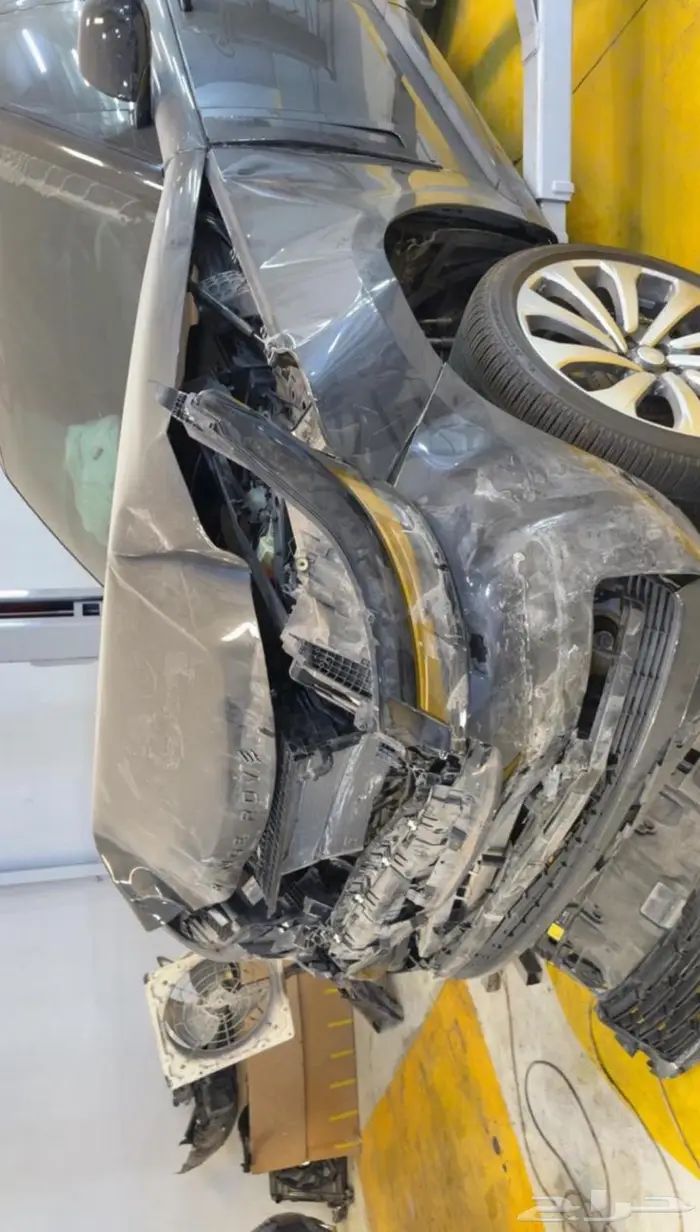 رنج روفر اوتوبيوقرافي 2025 مصدوم 0