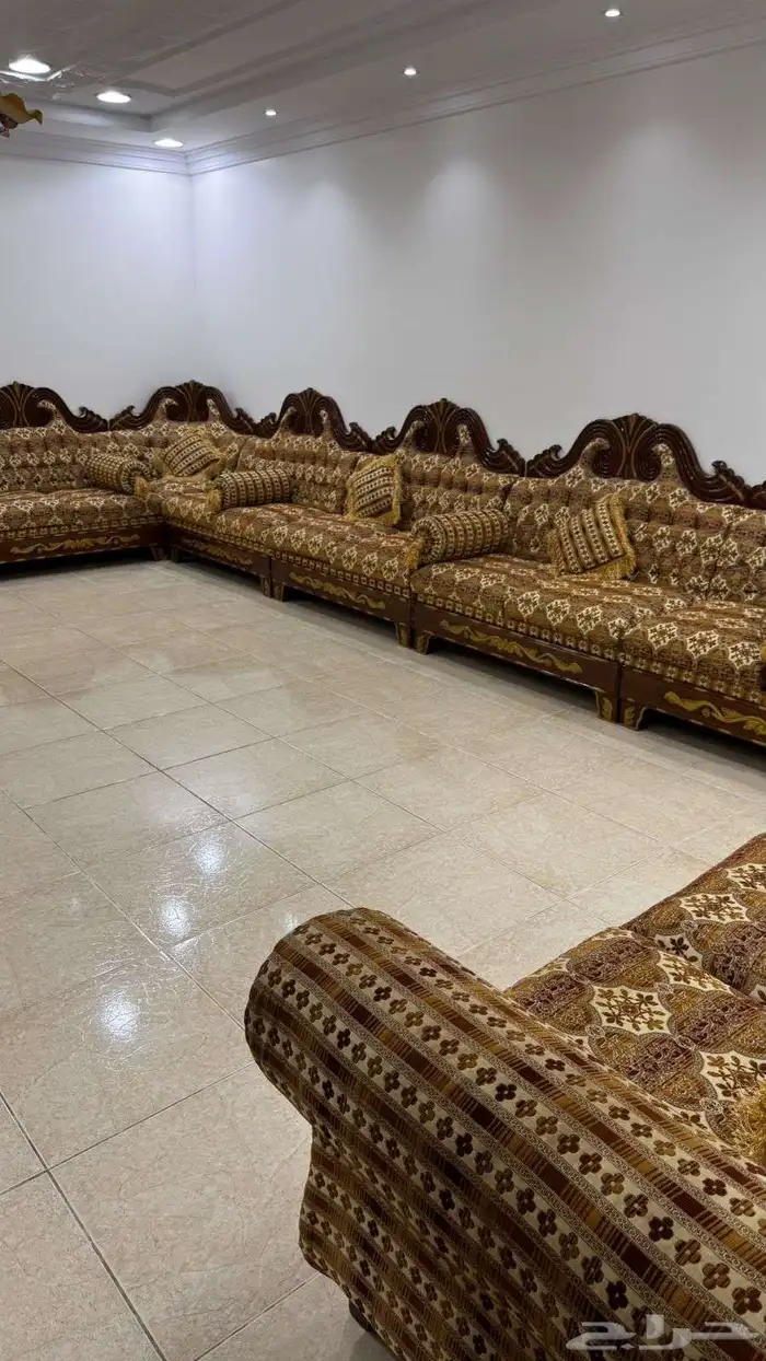 كنب مقاس 5.5  7 البيع 2