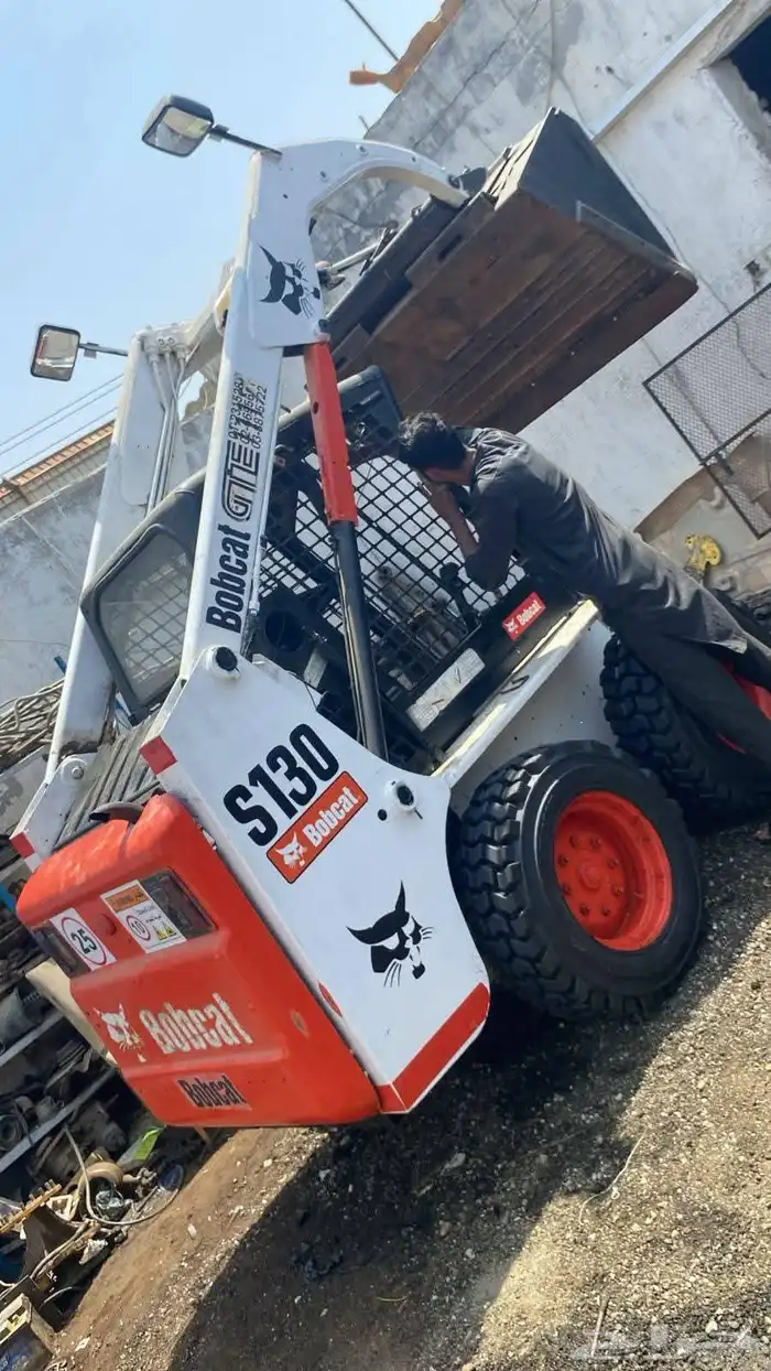 سيزرلفت مانلفت رافعة شوكية فوركلفت جيسبي جي سي بي حفار ايجار 6