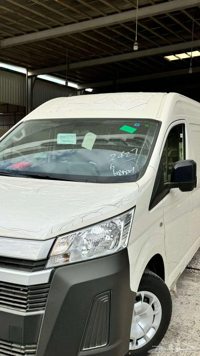 عرض خاص باص بضاعه سقف مرتفع 2026 و 2025 ديزل قير اتوماتيك 4