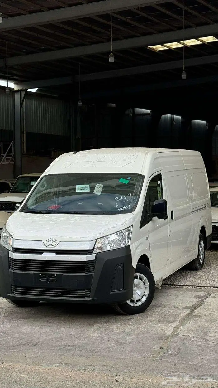 عرض خاص باص بضاعه سقف مرتفع 2026 و 2025 ديزل قير اتوماتيك 0