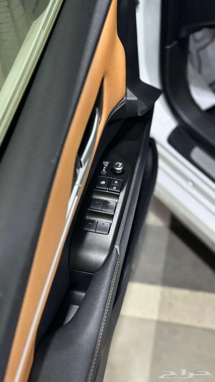 توبوتا كامري جراندي 2025 3