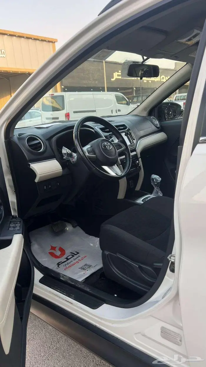 تويوتا راش موديل 2023- معرض خلف للسيارات 19