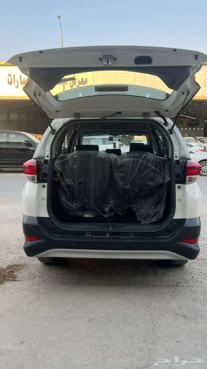 تويوتا راش موديل 2023- معرض خلف للسيارات 12