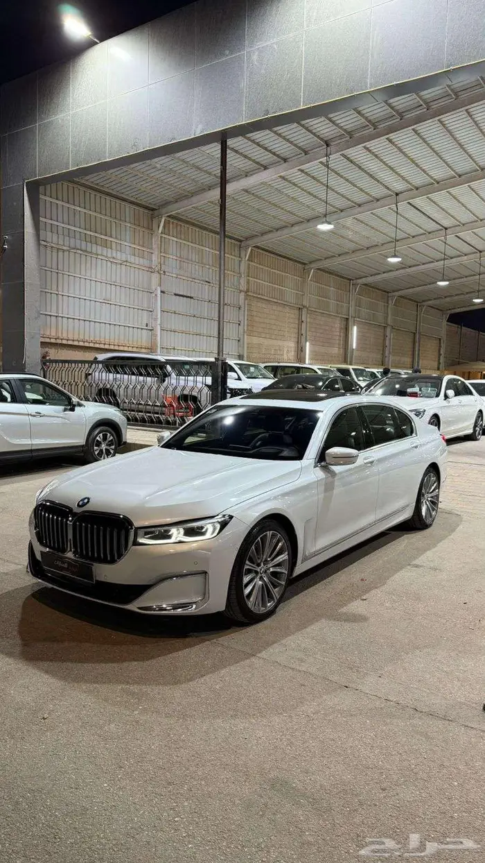 بي ام دبليو 2020 LI730 1