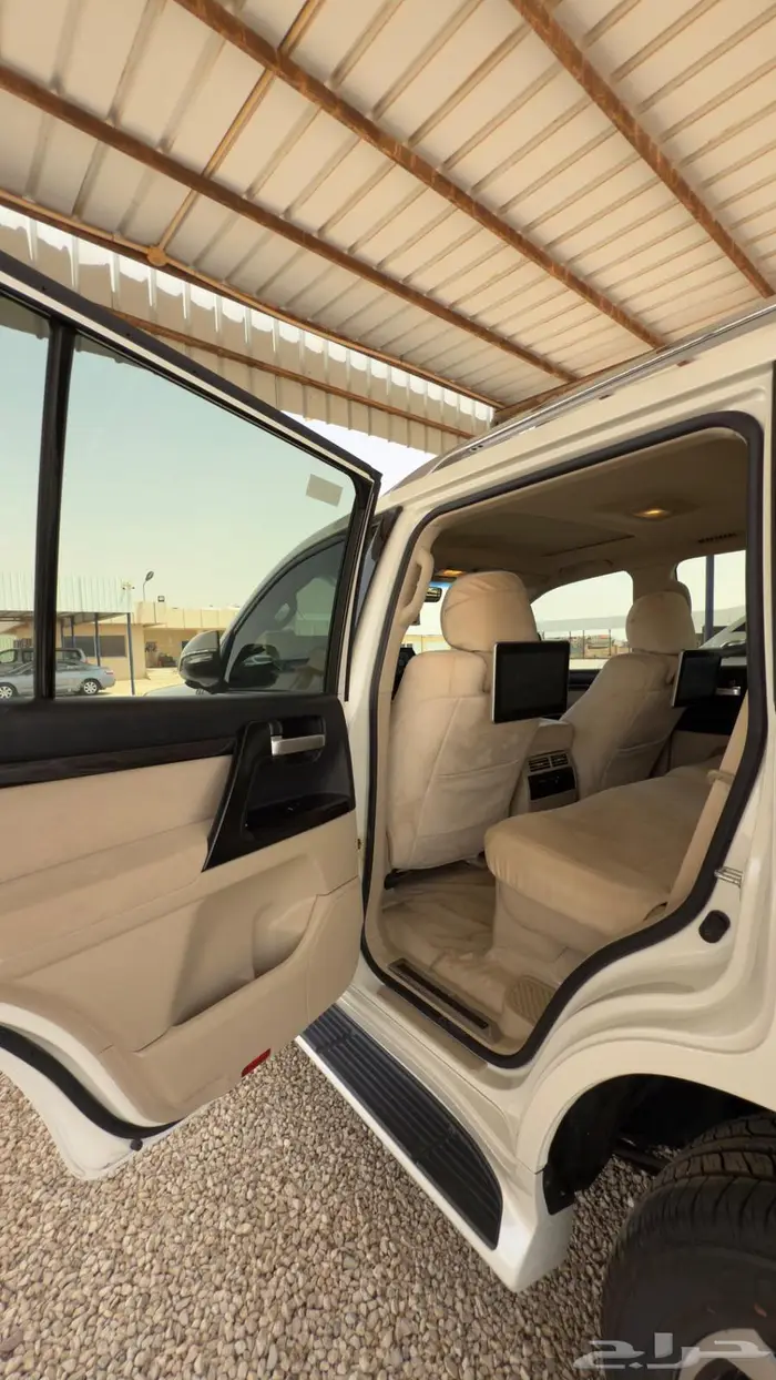 لاندكروزر جي اكس ار 2020 سعودي 39