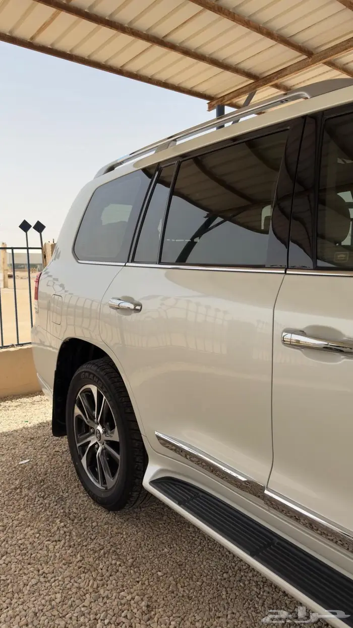 لاندكروزر جي اكس ار 2020 سعودي 40
