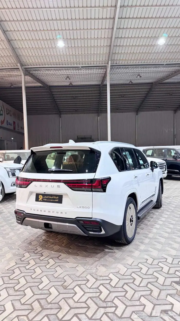 لكزس BB بريمي 2025 21