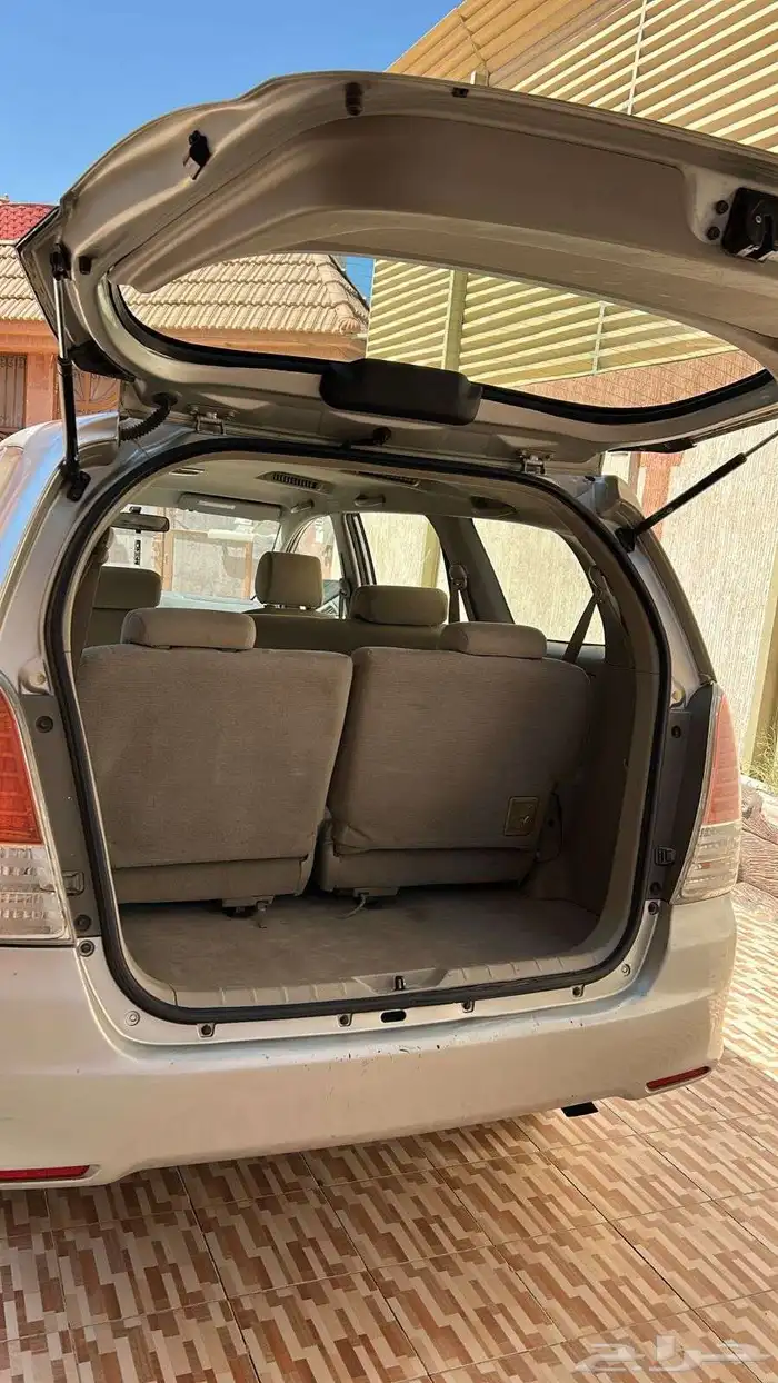 للبيع انوفا 2011 13