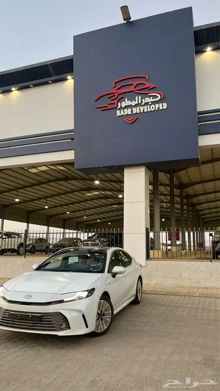 كامرى LE هايبرد 2025 2