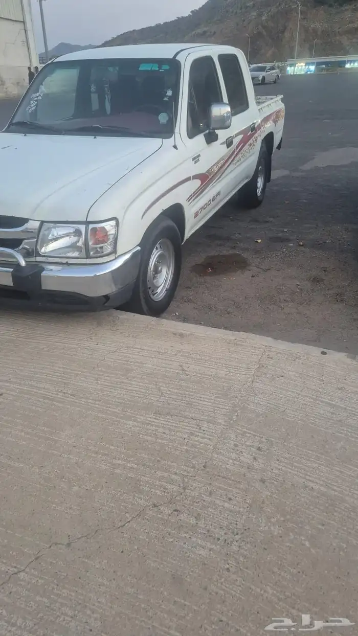 تويوتا-هايلكس غمارتين 2002 GLX 2