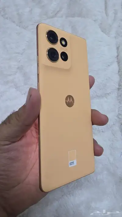 للبيع جوال 50 Motorola Edge المساحة  512 جيجابايت الرام  1 index