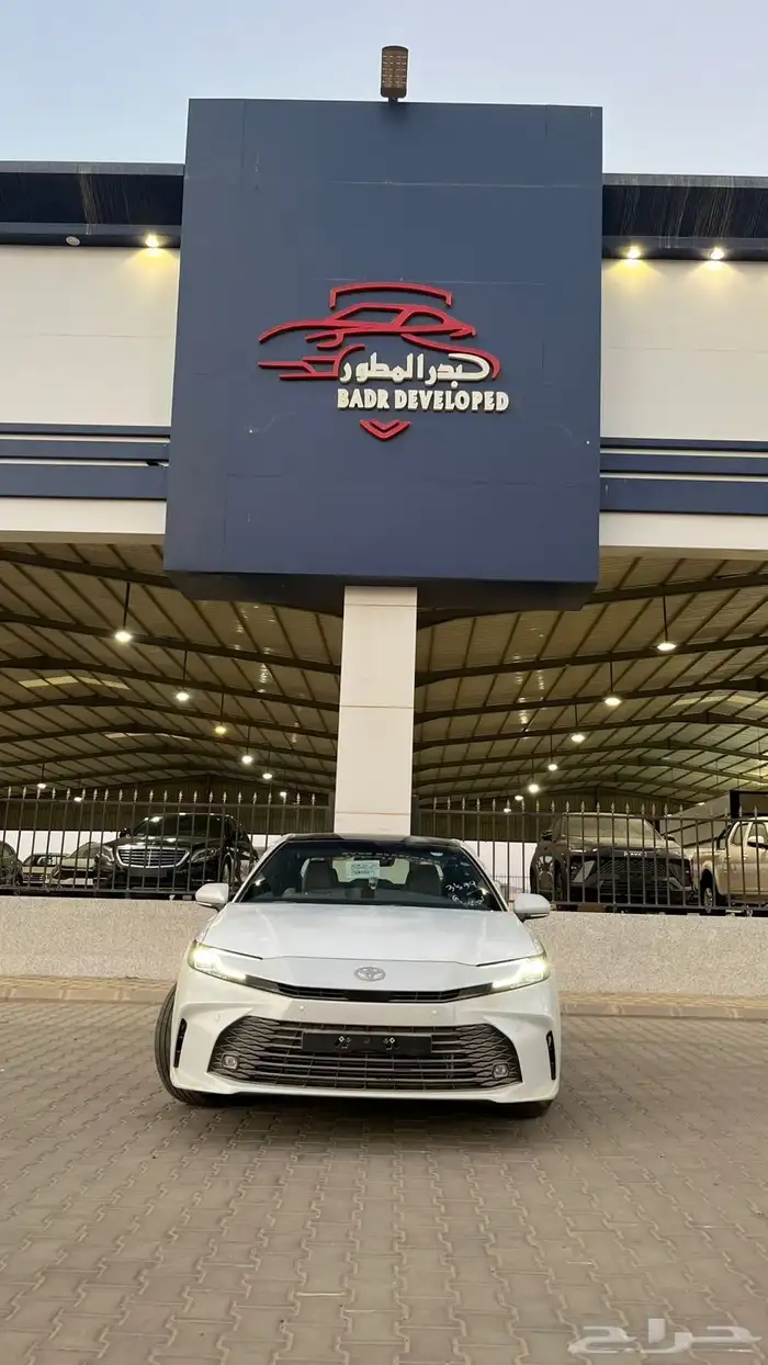كامرى LE هايبرد 2025 7