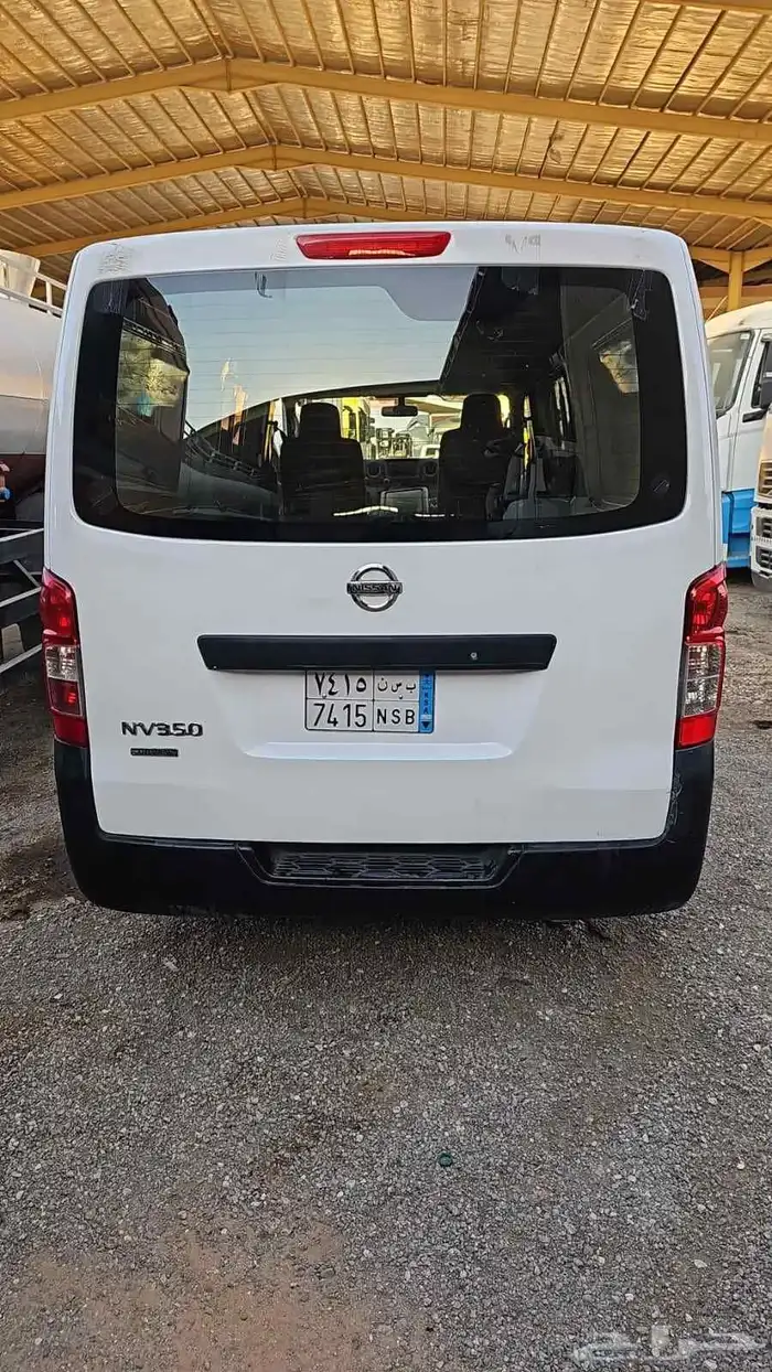 باص نيسان اورفان بضاعة موديل 2021 2