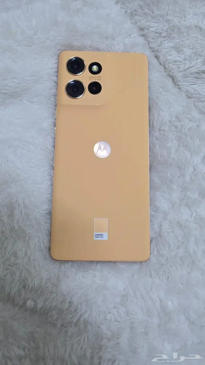 للبيع جوال 50 Motorola Edge المساحة  512 جيجابايت الرام  1 8