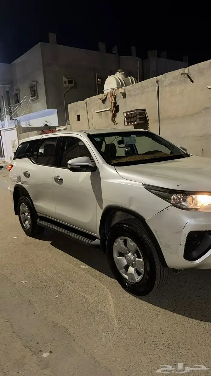 فورتشنر 2016 دبل مكينه قير وكاله مفحوص اوتماتيك للبيع 3