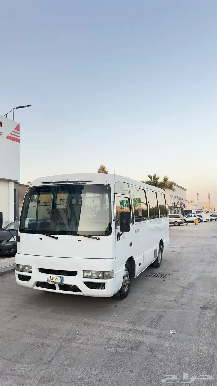 باص نيسان 2013 4