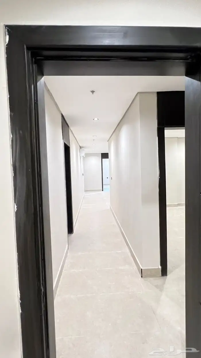 شقة مكيفة وجديدة للايجار الشعلة 6