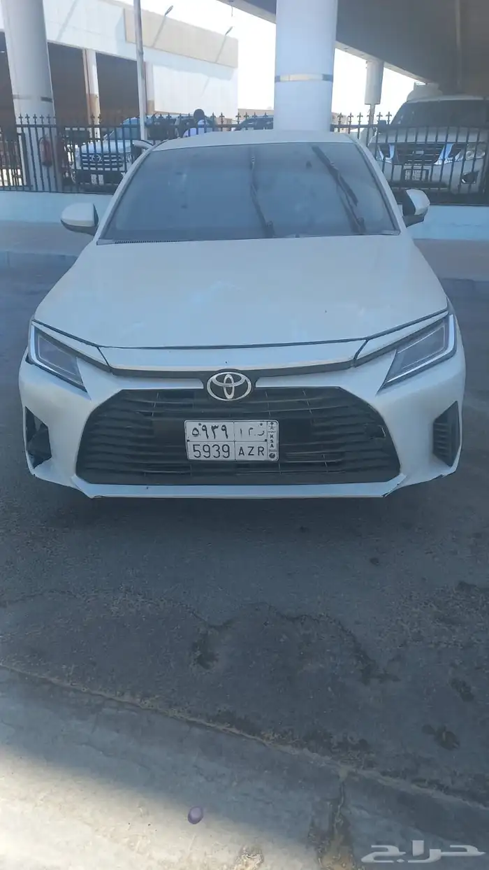 يارس 2024 مصدومه للبيع 6