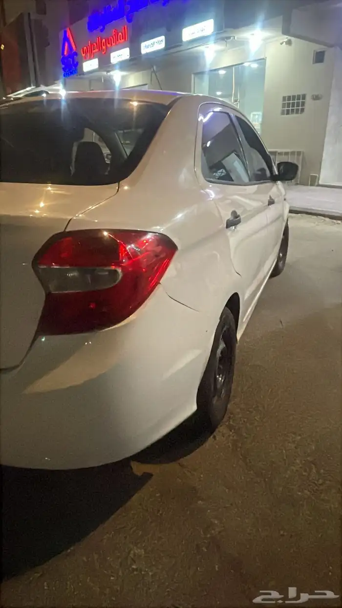 للبيع فورد فيجو 3