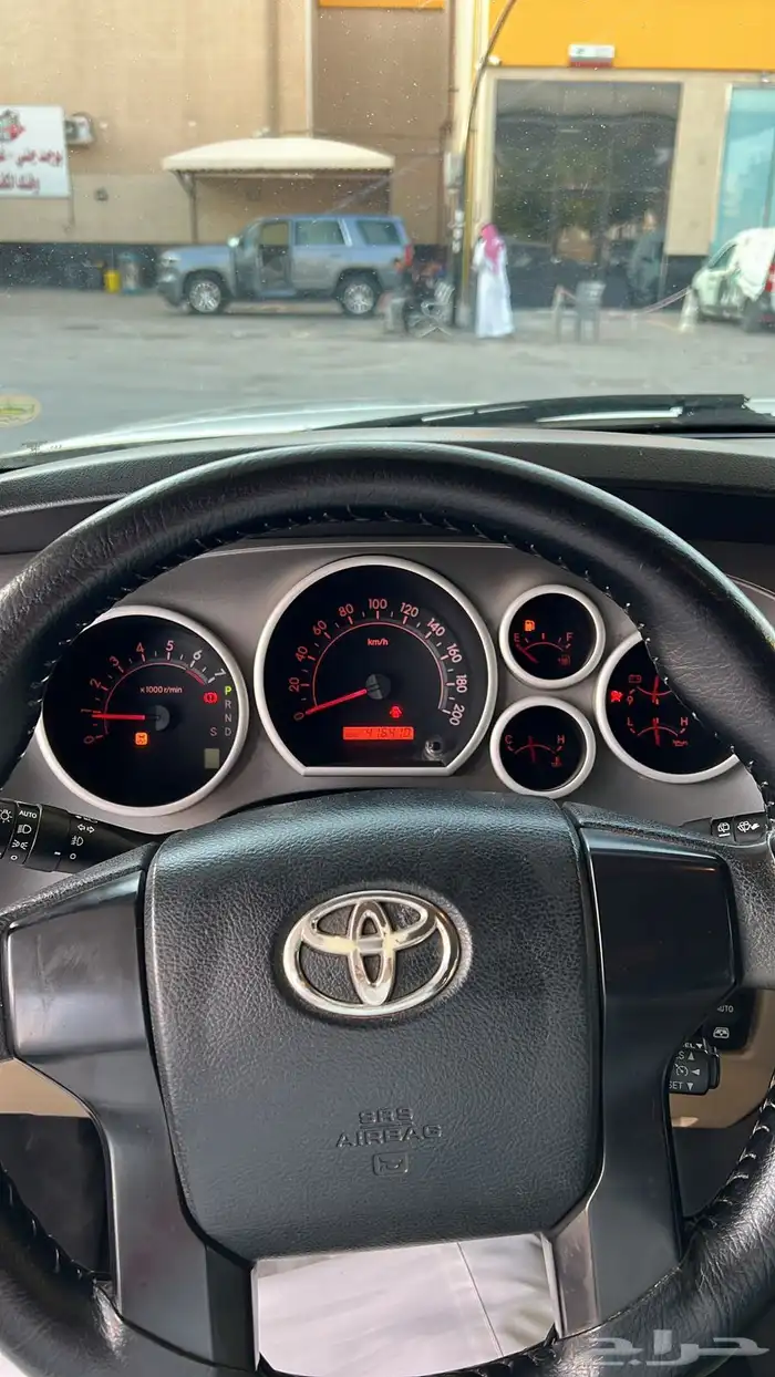 سكويا 2014 بدون دبل ثلاجه ماشي 400 متحركات نظيفه 8