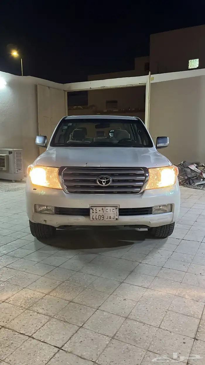 جيب جكسار 2010 وارد قطر لاندكروزر 8