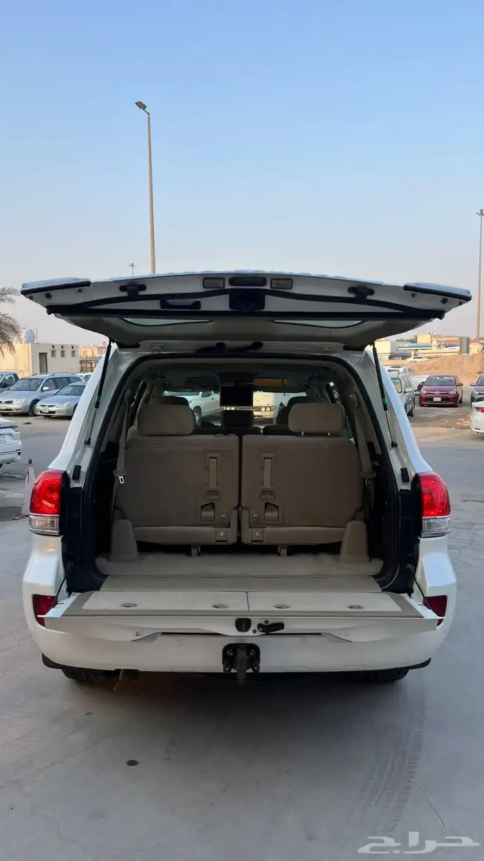 تويوتا جي اكس ار 2011 ممشى قليل وكالة 8سلندر 17