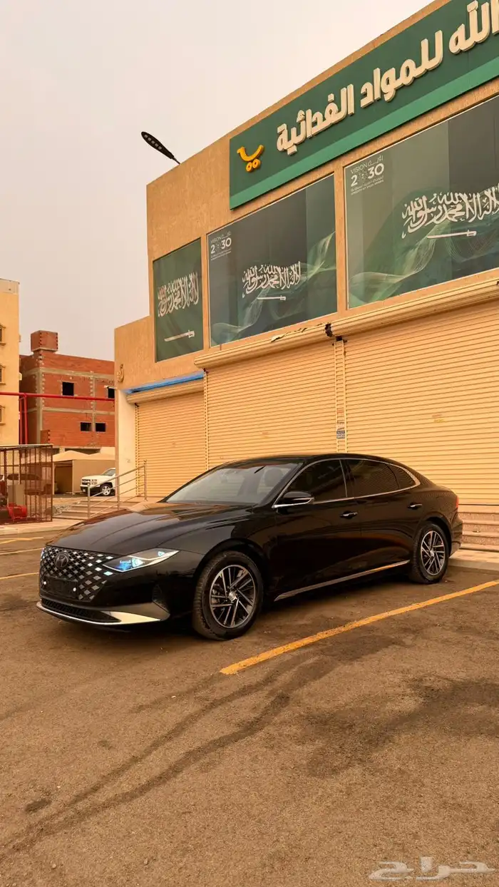 هونداي ازيرا 2021 ( بنزين ) بحالة ممتازة 2