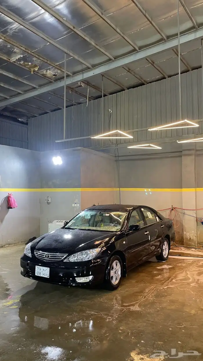 كامري للبيع مع اللوحه 2005 2