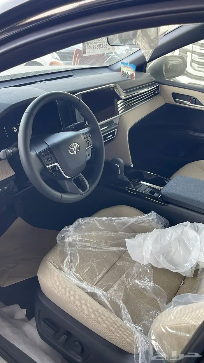 كامري عبداللطيف جميل LE اسود اصفار 2025 5