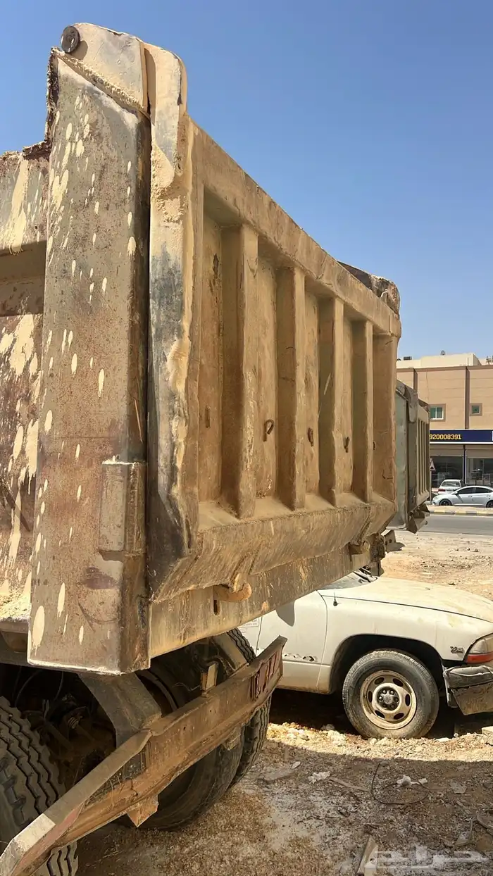 البيع صندوق قلاب مقاس 20 1