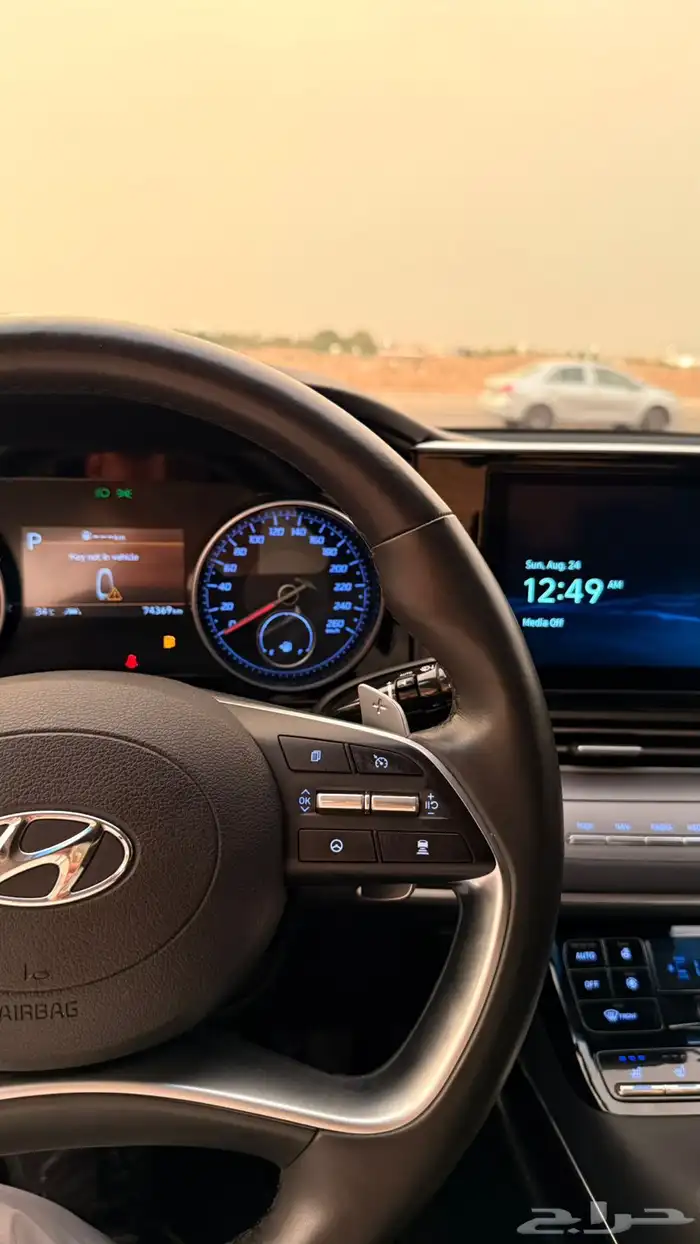 هونداي ازيرا 2021 ( بنزين ) بحالة ممتازة 10