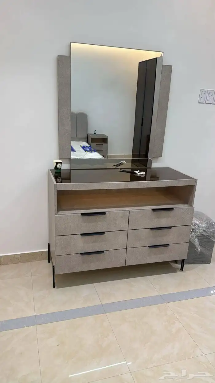 مصنع تفصيل الأثاث المنزلي 0