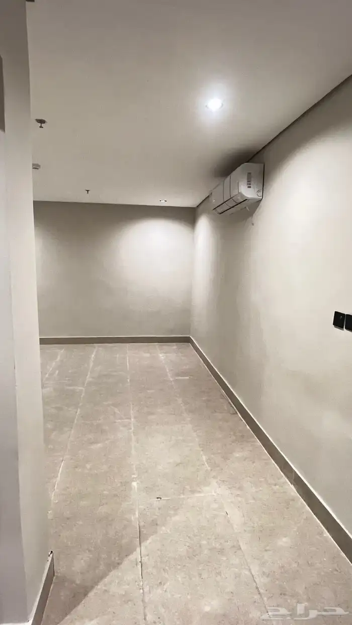 شقة مكيفة وجديدة للايجار الشعلة 2