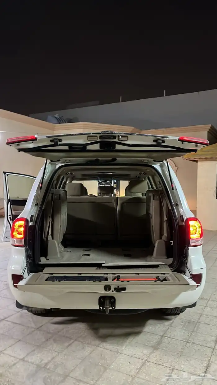 جيب جكسار 2010 وارد قطر لاندكروزر 2