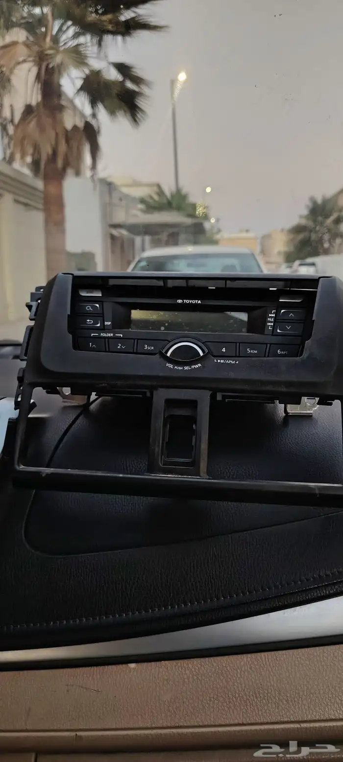 مسجل سياره يارس 2016 الوكاله نظيف جدا للبدل بشاشه او البيع 0